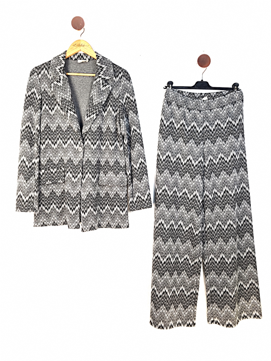 Προϊόν: Κοστούμι σακάκι και παντελόνι - Μαύρο Κοστούμι σακάκι και παντελόνι - Μαύρο